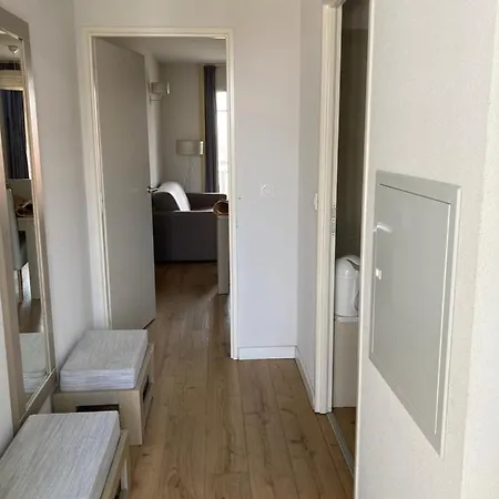 En Plein Coeur De Biscarrosse-plage, Front De Mer Apartment